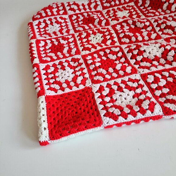Hand Made Crochet Granny Square Throw Afghan Blanket with Red and White Colors. - Picture 4 of 6